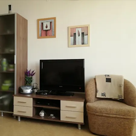 Dea Pasavan شقة *