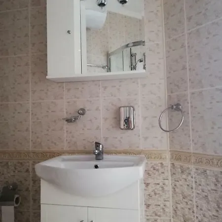 Dea Pasavan Apartment